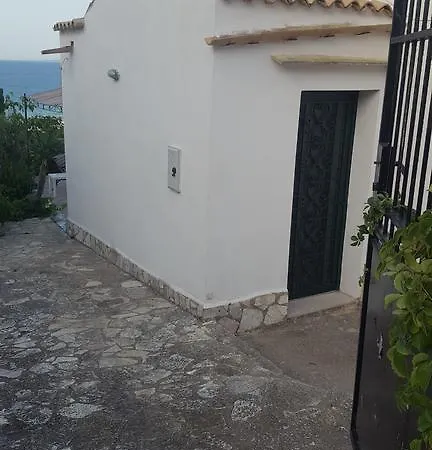Anna, Con Patio Vista Mare Holiday home *